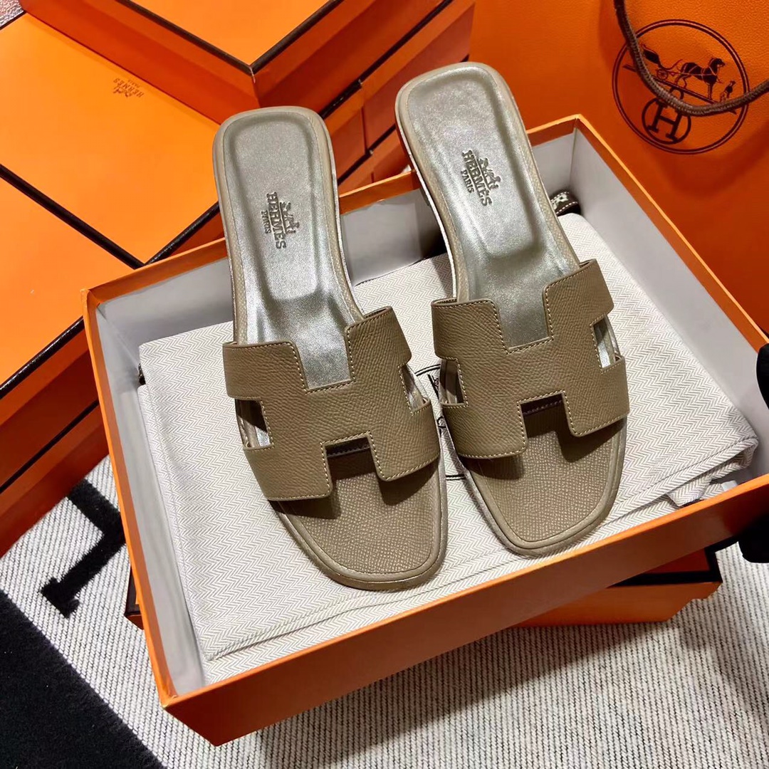 에르메스 올수공 오란 슬리퍼 샌들 앱송 124